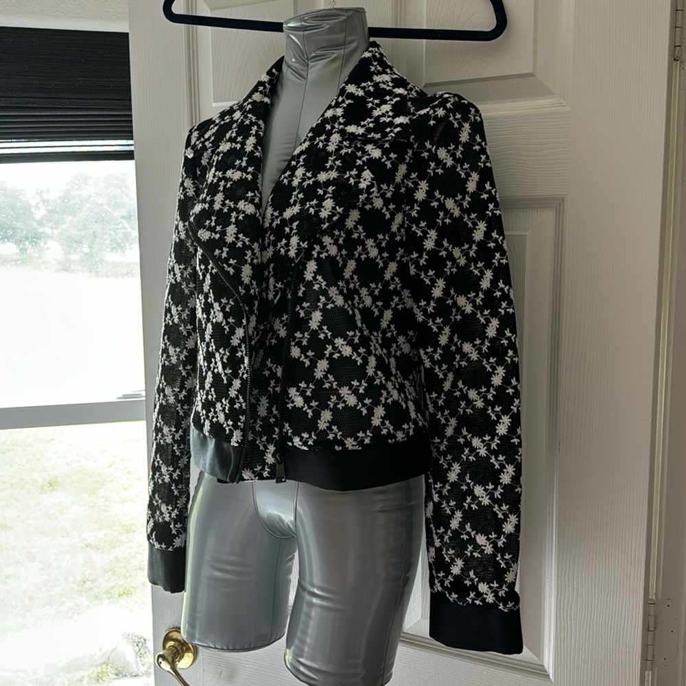 Sachin + Babi Crop Jacket - Picture 2 of 6